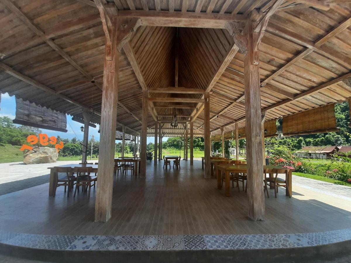 Seger Nusantara Hostel Kalisat Екстериор снимка